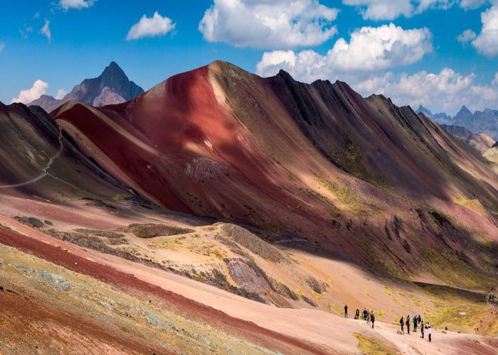 589-rainbow-mountain