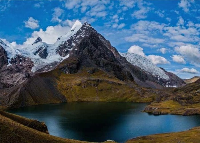 ausangate-like-trek-hike-sam-travel-peru