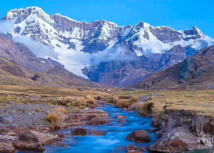 ausangate-trek-rainbow-mountain